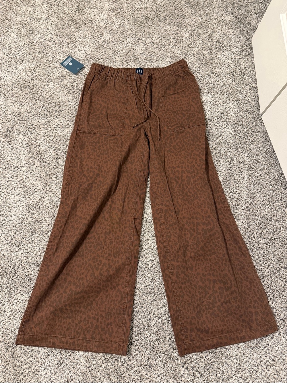 GAP Men's Brown Corduroy Wide-Leg Pants